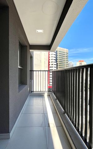Apartamento à venda com 48m², 2 quartos e 1 vaga Apartamento à venda com 48m², 2 quartos e 1 vagaVaranda