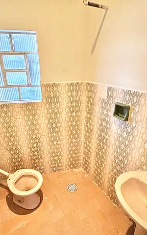 Casa para alugar com 90m², 3 quartos e sem vagaBanheiro