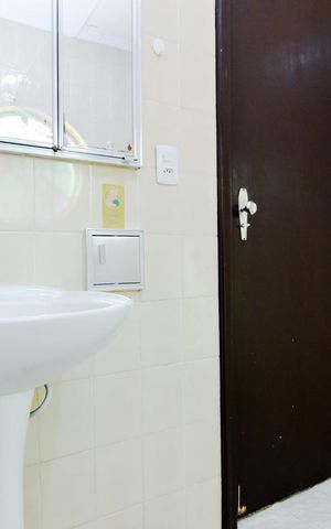 Casa à venda com 200m², 4 quartos e 4 vagasBanheiro da Suíte