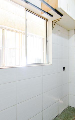 Casa à venda com 200m², 4 quartos e 4 vagasÁrea de Serviço - Quarto de Serviço 