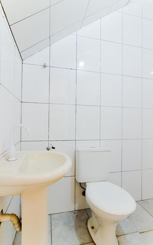 Casa à venda com 200m², 4 quartos e 4 vagasÁrea de Serviço - Banheiro de Serviço 
