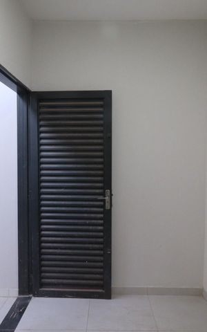 Casa para alugar com 100m², 2 quartos e 1 vagaQuarto de serviço 