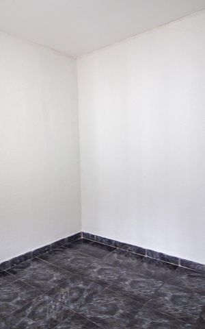 Casa para alugar com 67m², 2 quartos e 1 vaga Casa para alugar com 67m², 2 quartos e 1 vagaSala