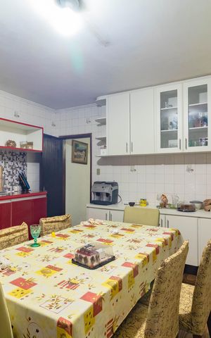 Casa à venda com 357m², 3 quartos e 4 vagasCozinha