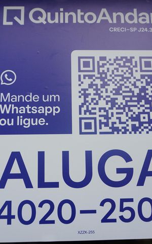 Casa de condomínio para alugar com 183m², 4 quartos e 2 vagasFachada