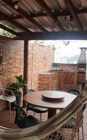 Casa de condomínio para alugar com 183m², 4 quartos e 2 vagasÁrea de Lazer