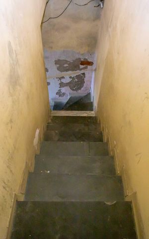 Casa para alugar com 38m², 1 quarto e sem vagaEscada