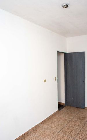 Casa para alugar com 38m², 1 quarto e sem vagaQuarto