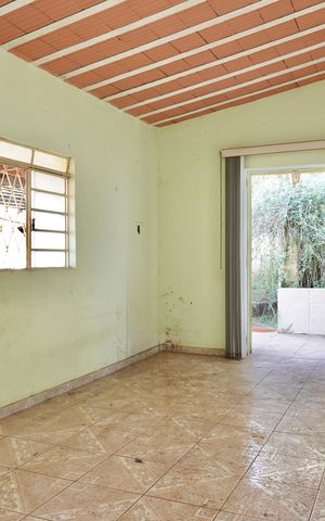 Casa à venda com 400m², 3 quartos e 1 vaga Casa à venda com 400m², 3 quartos e 1 vagaSala