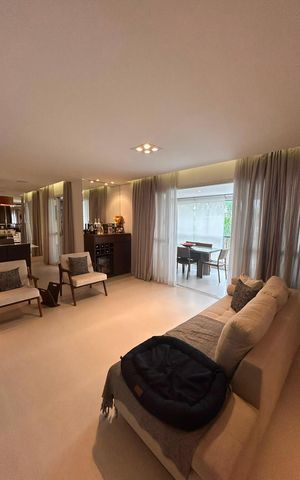 Apartamento à venda com 178m², 3 quartos e 3 vagas Apartamento à venda com 178m², 3 quartos e 3 vagasSala