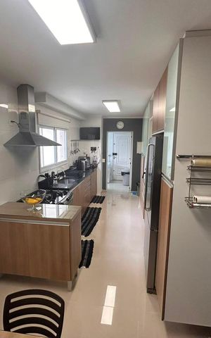 Apartamento à venda com 178m², 3 quartos e 3 vagas Apartamento à venda com 178m², 3 quartos e 3 vagasCozinha