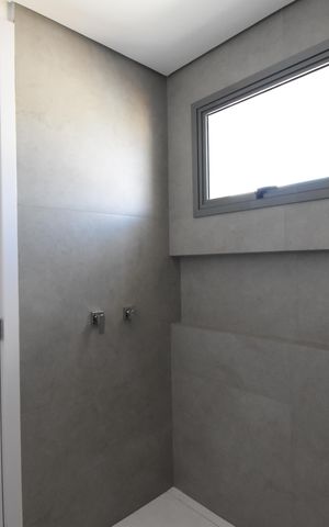 Apartamento à venda com 137m², 3 quartos e 2 vagasBanheiro da Suíte