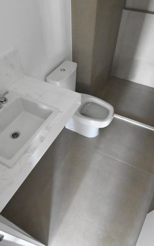 Apartamento à venda com 157m², 3 quartos e 3 vagasBanheiro 2