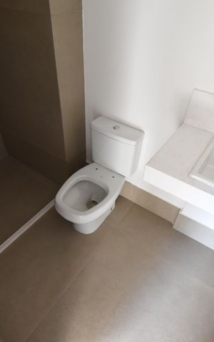 Apartamento à venda com 147m², 2 quartos e 3 vagasBanheiro da Suíte