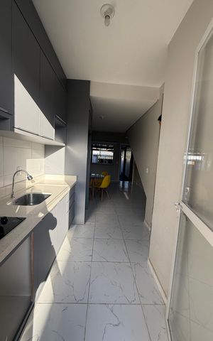 Casa para alugar com 54m², 2 quartos e 1 vaga