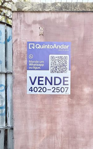 Casa à venda com 380m², 3 quartos e 4 vagas Casa à venda com 380m², 3 quartos e 4 vagasPlaca