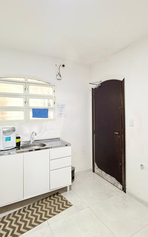 Casa à venda com 380m², 3 quartos e 4 vagas Casa à venda com 380m², 3 quartos e 4 vagasCozinha