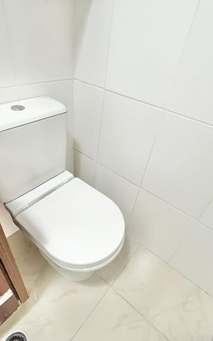 Apartamento à venda com 83m², 2 quartos e 2 vagas Apartamento à venda com 83m², 2 quartos e 2 vagasBanheiro da Suíte
