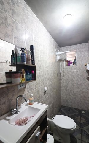Casa à venda com 213m², 4 quartos e 2 vagasBanheiro Social