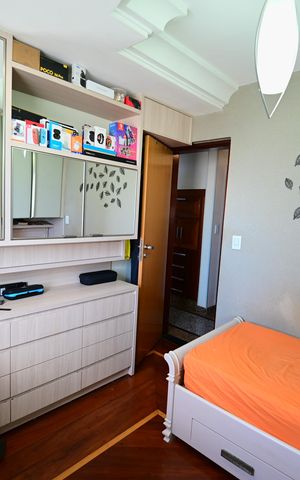 Apartamento à venda com 204m², 2 quartos e 1 vaga
