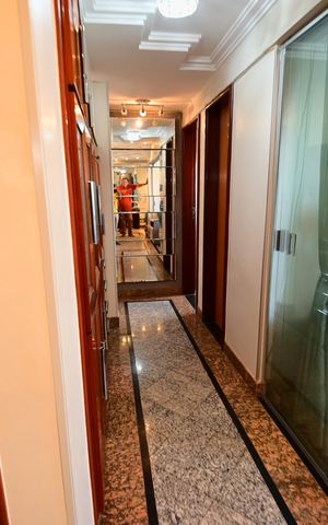 Apartamento à venda com 204m², 2 quartos e 1 vaga