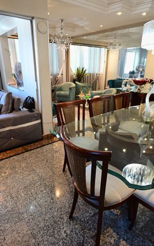 Apartamento à venda com 204m², 2 quartos e 1 vaga