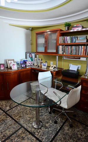 Apartamento à venda com 204m², 2 quartos e 1 vaga