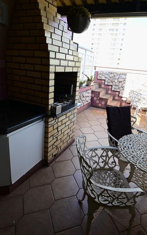 Apartamento à venda com 204m², 2 quartos e 1 vaga