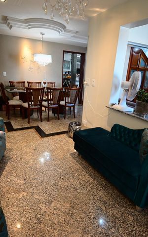 Apartamento à venda com 204m², 2 quartos e 1 vaga