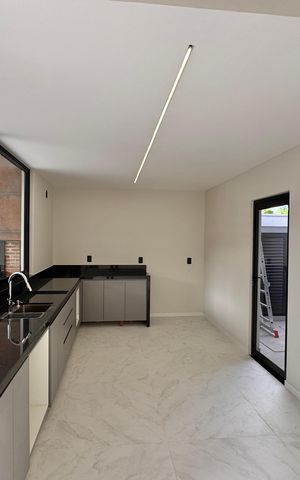 Casa de condomínio à venda com 145m², 3 quartos e 1 vaga Casa de condomínio à venda com 145m², 3 quartos e 1 vagaCozinha