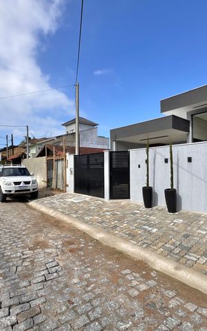 Casa de condomínio à venda com 145m², 3 quartos e 1 vaga Casa de condomínio à venda com 145m², 3 quartos e 1 vagaFachada
