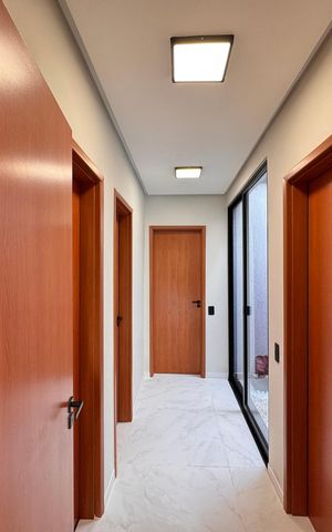 Casa de condomínio à venda com 145m², 3 quartos e 1 vaga Casa de condomínio à venda com 145m², 3 quartos e 1 vagaCorredor
