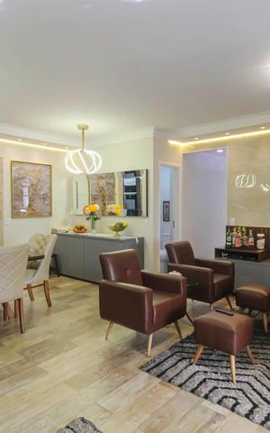 Apartamento à venda com 127m², 3 quartos e 2 vagas Apartamento à venda com 127m², 3 quartos e 2 vagasSala