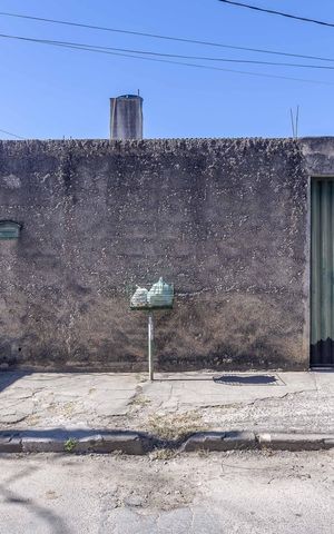 Casa à venda com 200m², 5 quartos e 3 vagas Casa à venda com 200m², 5 quartos e 3 vagasFachada