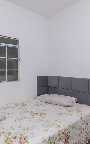 Casa à venda com 200m², 5 quartos e 3 vagas Casa à venda com 200m², 5 quartos e 3 vagasQuarto 1 Casa 1