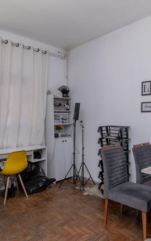 Casa à venda com 200m², 5 quartos e 3 vagas Casa à venda com 200m², 5 quartos e 3 vagasSala Casa 1