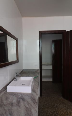 Casa à venda com 600m², 4 quartos e 3 vagasBanheiro Social