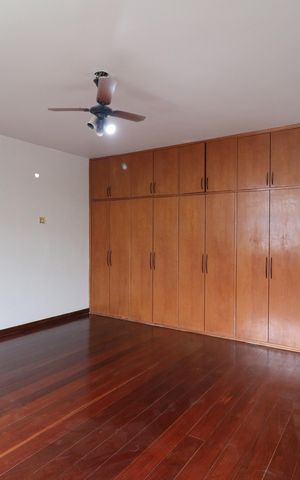Casa à venda com 600m², 4 quartos e 3 vagasSuíte 2