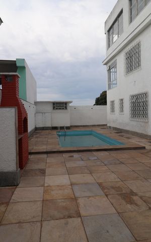 Casa à venda com 600m², 4 quartos e 3 vagasÁrea externa