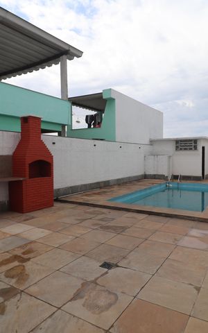 Casa à venda com 600m², 4 quartos e 3 vagasÁrea externa
