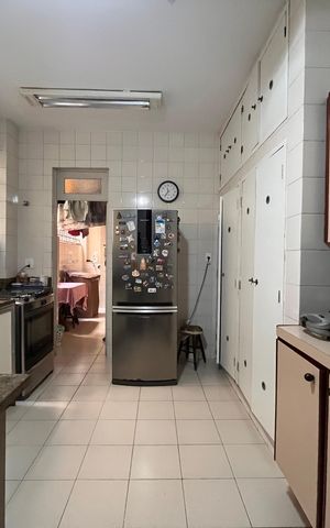 Apartamento à venda com 176m², 3 quartos e 1 vaga