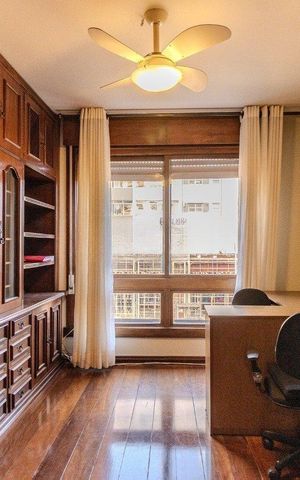Apartamento à venda com 240m², 3 quartos e 3 vagasSala