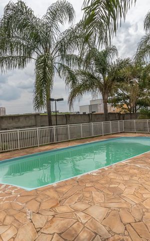 Apartamento à venda com 58m², 2 quartos e 1 vaga Apartamento à venda com 58m², 2 quartos e 1 vagaÁrea comum - Piscina