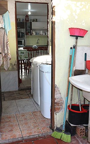 Casa à venda com 360m², 2 quartos e 3 vagasÁrea de serviço