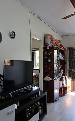 Casa à venda com 360m², 2 quartos e 3 vagasSala