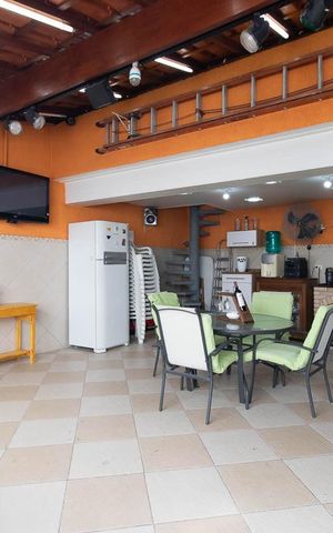 Casa à venda com 225m², 3 quartos e 3 vagasÁrea gourmet