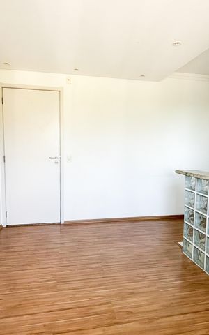 Apartamento à venda com 43m², 2 quartos e sem vaga Apartamento à venda com 43m², 2 quartos e sem vagaSala / cozinha
