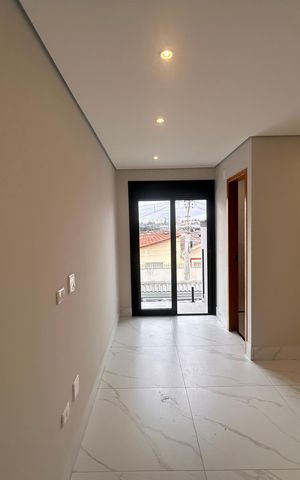 Casa à venda com 100m², 3 quartos e 2 vagas Casa à venda com 100m², 3 quartos e 2 vagasQuarto 3 - suíte 3