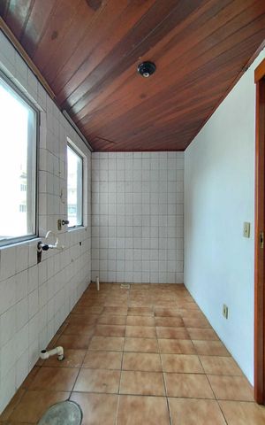 Studio para alugar com 48m², 1 quarto e 2 vagas Studio para alugar com 48m², 1 quarto e 2 vagasCozinha