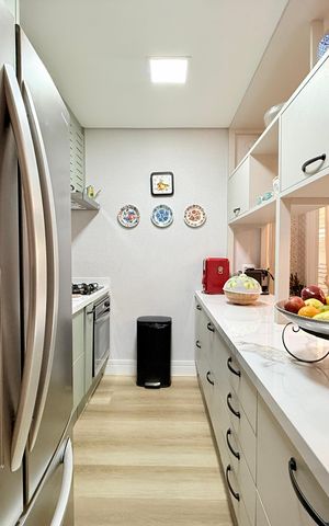 Apartamento à venda com 87m², 2 quartos e 2 vagas Apartamento à venda com 87m², 2 quartos e 2 vagasCozinha